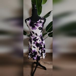 Super Cute Purple and White Gilli Floral Girls Dress Sz S BIN K